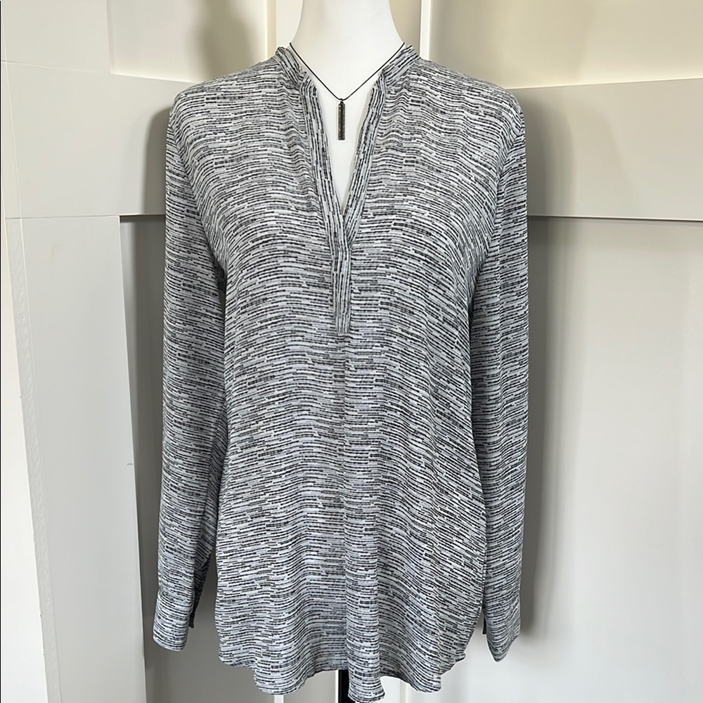 BB Dakota Monochrome Patterned Top